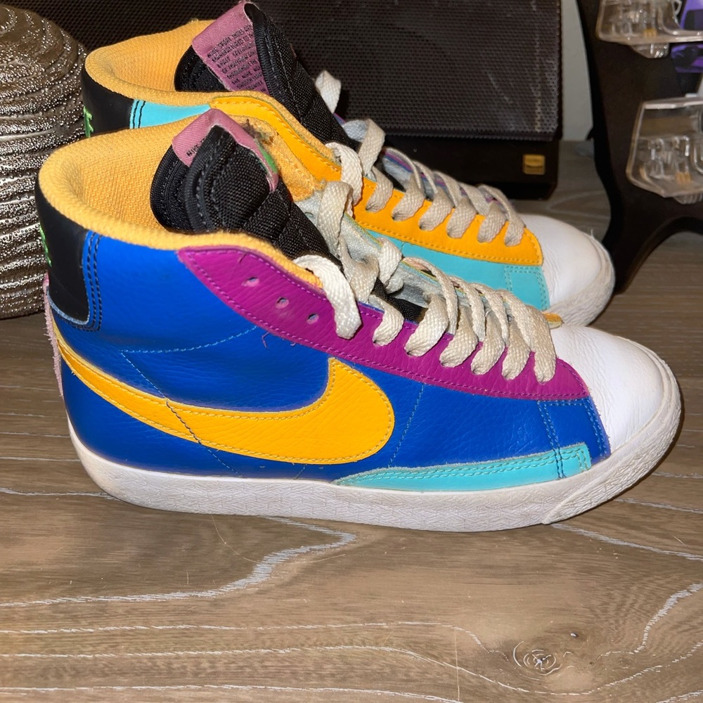 Worn few times, still good condition